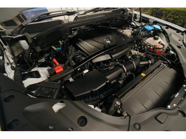 グレカーレ モデナ　４ＷＤ　ベンチレーション　ＯＰ２１インチ　ステアリングヒーター（32枚目）