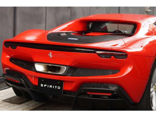 296GTB F1 DCT カーボンステアリングプラスLEDS エンジンカーボンカバー フロントリフティング カープレイ バックレーダー パーキングカメラ フルエレクトリックシート(7枚目)