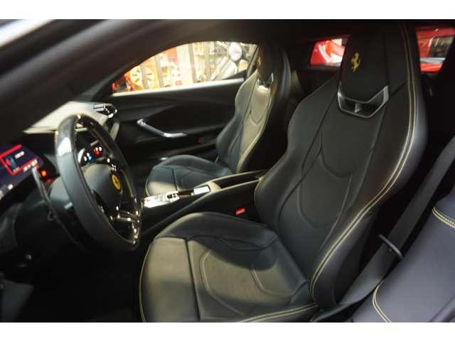 296GTB F1 DCT カーボンステアリングプラスLEDS エンジンカーボンカバー フロントリフティング カープレイ バックレーダー パーキングカメラ フルエレクトリックシート(9枚目)