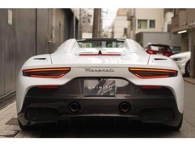 MC20チェロ 3.0 1オーナー エクステリアインテリアカーボン ハイプレミアムサウンド アルカンターラギアッチョ ADASPKG リフター(12枚目)