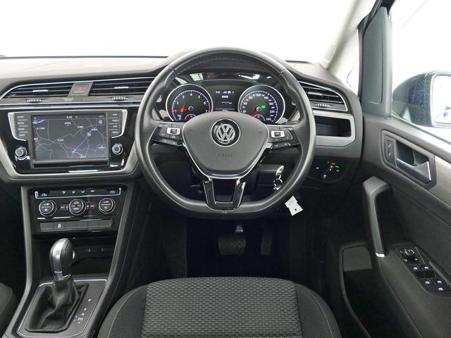 ゴルフトゥーラン ＴＳＩ　コンフォートライン　当社下取り　禁煙使用　３列シート　ＬＥＤライト　アダプティブクルーズ　ディスカバープロパッケージ　ＥＴＣ　バックカメラ（4枚目）