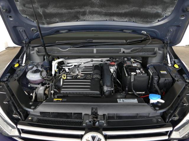 ゴルフトゥーラン ＴＳＩ　コンフォートライン　当社下取り　禁煙使用　３列シート　ＬＥＤライト　アダプティブクルーズ　ディスカバープロパッケージ　ＥＴＣ　バックカメラ（28枚目）