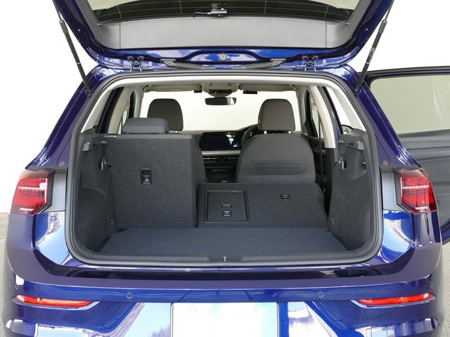 ゴルフ ｅＴＳＩアクティブ　テクノロジーＰＫＧ　ＩＱ．ＬＥＤヘッドライト　トラベルアシスト　ＡＣＣ　純正ナビ　ｃａｒｐｌａｙ対応　バックカメラ　障害物センサー　デジタルメーター　ドライブレコーダー　禁煙使用　ワンオーナー（30枚目）