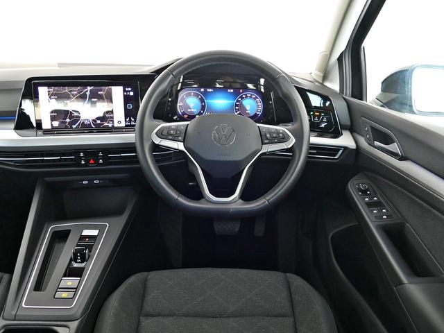 ゴルフ ＴＤＩアクティブアドバンス　プラチナムエディション　パークアシスト　トラベルアシスト　マトリックスＬＥＤライト　デジタルメーター　アダプティブクルーズ　レーンキープアシスト　ＥＴＣ　バックカメラ　アップルカープレイ　禁煙車（6枚目）