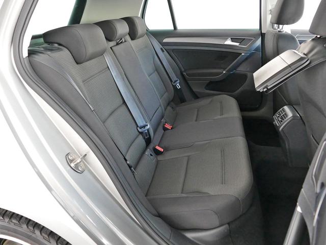 ゴルフ TSIコンフォートライン マイスター 禁煙車 パークアシスト ブラインドスポットモニター リヤトラフィックアラート LEDライト デジタルメーター アダプティブクルーズ レーンキープアシスト ETC バックカメラ アップルカープレイ(18枚目)