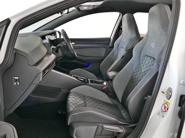 ゴルフ ｅＴＳＩ　Ｒライン　プラチナムエディション　トラベルアシスト　ＩＱライト　デジタルコクピット　ヘッドアップディスプレイ　アダプティブクルーズ　レーンキープ　純正１８インチアルミ　ディスプレイオーディオ　ＥＴＣ　バックカメラ　アップルカープレイ（18枚目）