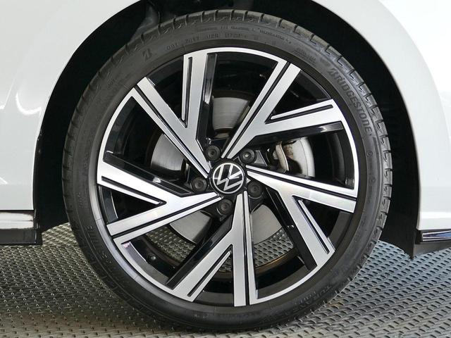 ゴルフ ｅＴＳＩ　Ｒライン　プラチナムエディション　トラベルアシスト　ＩＱライト　デジタルコクピット　ヘッドアップディスプレイ　アダプティブクルーズ　レーンキープ　純正１８インチアルミ　ディスプレイオーディオ　ＥＴＣ　バックカメラ　アップルカープレイ（33枚目）