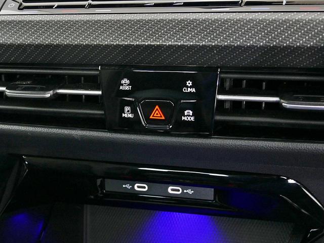 ゴルフ ｅＴＳＩ　Ｒライン　プラチナムエディション　トラベルアシスト　ＩＱライト　デジタルコクピット　ヘッドアップディスプレイ　アダプティブクルーズ　レーンキープ　純正１８インチアルミ　ディスプレイオーディオ　ＥＴＣ　バックカメラ　アップルカープレイ（38枚目）