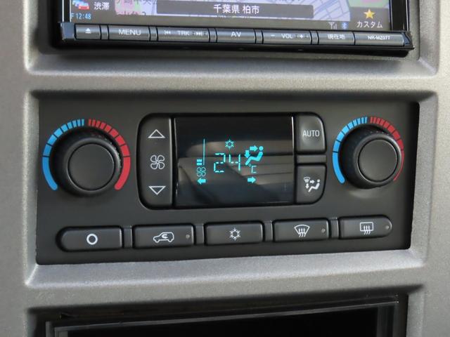 ハマーＨ２ タイプＧ　ディーラー車　バックカメラ　ＥＴＣ　レザーシート　社外メモリーナビ　Ｂｌｕｅｔｏｏｔｈ　フルセグ　シートヒーター　電動シート　１７インチＡＷ　ＢＯＳＥスピーカー　サンルーフ　オートライト　３列シート（14枚目）
