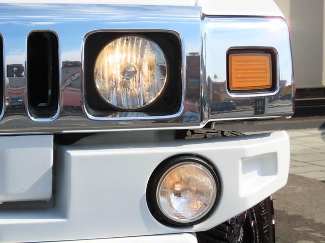 ハマーＨ２ タイプＧ　ディーラー車　バックカメラ　ＥＴＣ　レザーシート　社外メモリーナビ　Ｂｌｕｅｔｏｏｔｈ　フルセグ　シートヒーター　電動シート　１７インチＡＷ　ＢＯＳＥスピーカー　サンルーフ　オートライト　３列シート（18枚目）