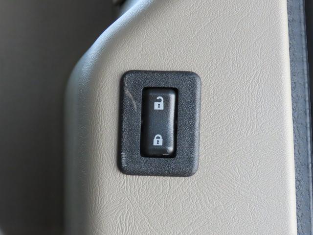 ハマーＨ２ タイプＧ　ディーラー車　バックカメラ　ＥＴＣ　レザーシート　社外メモリーナビ　Ｂｌｕｅｔｏｏｔｈ　フルセグ　シートヒーター　電動シート　１７インチＡＷ　ＢＯＳＥスピーカー　サンルーフ　オートライト　３列シート（27枚目）