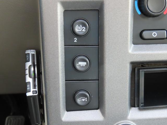 ハマーＨ２ タイプＧ　ディーラー車　バックカメラ　ＥＴＣ　レザーシート　社外メモリーナビ　Ｂｌｕｅｔｏｏｔｈ　フルセグ　シートヒーター　電動シート　１７インチＡＷ　ＢＯＳＥスピーカー　サンルーフ　オートライト　３列シート（33枚目）