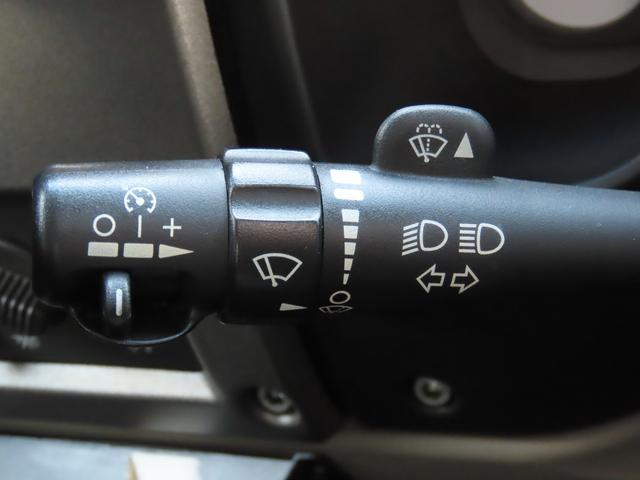 ハマーＨ２ タイプＧ　ディーラー車　バックカメラ　ＥＴＣ　レザーシート　社外メモリーナビ　Ｂｌｕｅｔｏｏｔｈ　フルセグ　シートヒーター　電動シート　１７インチＡＷ　ＢＯＳＥスピーカー　サンルーフ　オートライト　３列シート（35枚目）