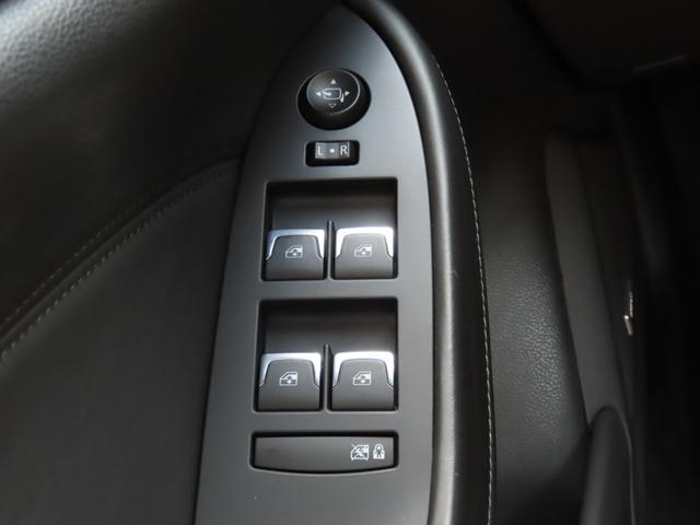 キャデラックＣＴＳ－Ｖ スペック－Ｂ　カーボンエアロパーツ　レカロパフォーマンスシート　サンルーフ　フロントサイドバックカメラ　前後ドラレコ　ＥＴＣ　フルセグ　ＢＯＳＥサウンド　シートヒーター　ステアリングヒーター　ハーフレザーシート（38枚目）