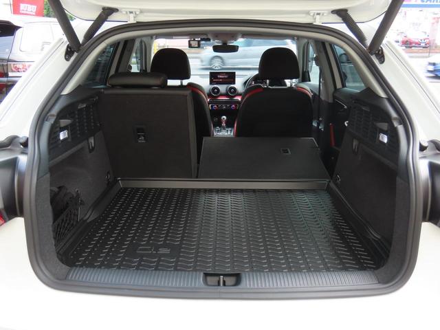 Ｑ２ ３０ＴＦＳＩスポーツ　ワンオーナー　禁煙車　ＯＰカラー　アイドリングストップ　横滑り防止　　ＬＥＤヘッドライト　バックカメラ　ＥＴＣ２．０　Ｂｌｕｅｔｏｏｔｈ　フルセグ　ＣＤ　ＤＶＤ　ドライブレコーダー　シートヒーター（27枚目）