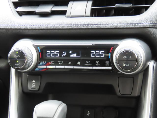 バディ ２０ＳＴ　ワンオーナー　Ｄｏｔｔｉレザーシートカバー　バックカメラ　デジタルインナーミラー　ブラインドスポットモニター　Ｂｌｕｅｔｏｏｔｈオーディオ　ミラキャスト　車線逸脱警告　ＥＴＣ　横滑り防止（13枚目）