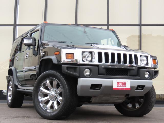 ハマーＨ２ ラグジュアリーパッケージ　後期モデル　新車並行　ブラックレザーシート　シートヒーター　サンルーフ　電動サイドステップ　バックカメラ　後席モニター　３列シート　ナビ　フルセグ　オートライト　オートエアコン　社外２２インチＡＷ（10枚目）