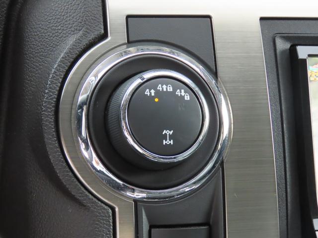 ハマーＨ２ ラグジュアリーパッケージ　後期モデル　新車並行　ブラックレザーシート　シートヒーター　サンルーフ　電動サイドステップ　バックカメラ　後席モニター　３列シート　ナビ　フルセグ　オートライト　オートエアコン　社外２２インチＡＷ（34枚目）
