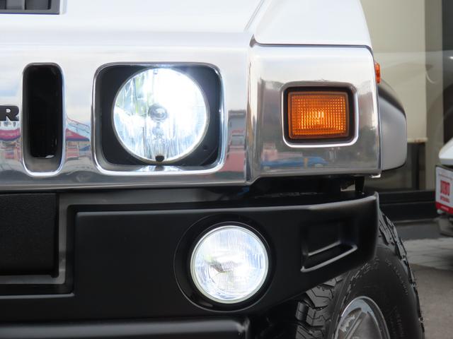 ハマーＨ２ タイプＧ　正規ディーラー車　３列シート　左ハンドル　バックカメラ　ＥＴＣ　レザーシート　サンルーフ　オートライト　オートエアコン　シートヒーター　電動シート　社外ＳＤナビ　フルセグ　ＥＴＣ　Ｂｌｕｅｔｏｏｔｈ（18枚目）