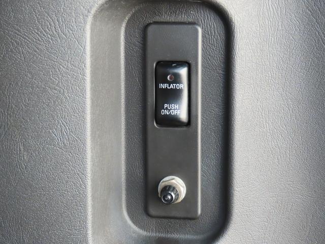 ハマーＨ２ タイプＧ　正規ディーラー車　３列シート　左ハンドル　バックカメラ　ＥＴＣ　レザーシート　サンルーフ　オートライト　オートエアコン　シートヒーター　電動シート　社外ＳＤナビ　フルセグ　ＥＴＣ　Ｂｌｕｅｔｏｏｔｈ（23枚目）