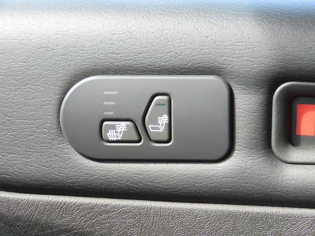 ハマーＨ２ タイプＧ　正規ディーラー車　３列シート　左ハンドル　バックカメラ　ＥＴＣ　レザーシート　サンルーフ　オートライト　オートエアコン　シートヒーター　電動シート　社外ＳＤナビ　フルセグ　ＥＴＣ　Ｂｌｕｅｔｏｏｔｈ（25枚目）