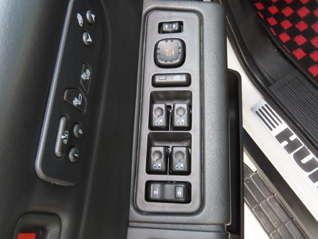 ハマーＨ２ タイプＧ　正規ディーラー車　３列シート　左ハンドル　バックカメラ　ＥＴＣ　レザーシート　サンルーフ　オートライト　オートエアコン　シートヒーター　電動シート　社外ＳＤナビ　フルセグ　ＥＴＣ　Ｂｌｕｅｔｏｏｔｈ（37枚目）
