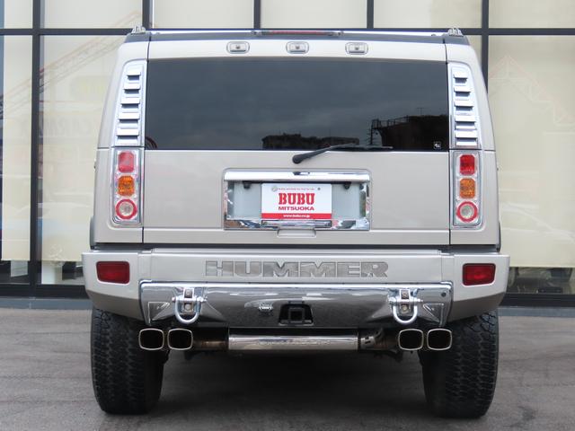 ハマーＨ２ タイプＧ　ディーラー車　左ハンドル　ＥＴＣ　バックカメラ　ドライブレコーダー　社外メモリーナビ　フルセグ　後席モニター　　Ｂｌｕｅｔｏｏｔｈ　レザーシート　電動シート　シートヒーター　社外マフラー　サンルーフ（8枚目）