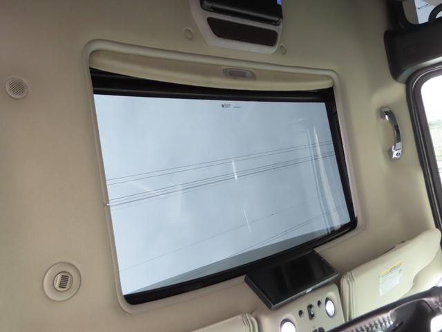 ハマーＨ２ タイプＧ　ディーラー車　左ハンドル　ＥＴＣ　バックカメラ　ドライブレコーダー　社外メモリーナビ　フルセグ　後席モニター　　Ｂｌｕｅｔｏｏｔｈ　レザーシート　電動シート　シートヒーター　社外マフラー　サンルーフ（12枚目）