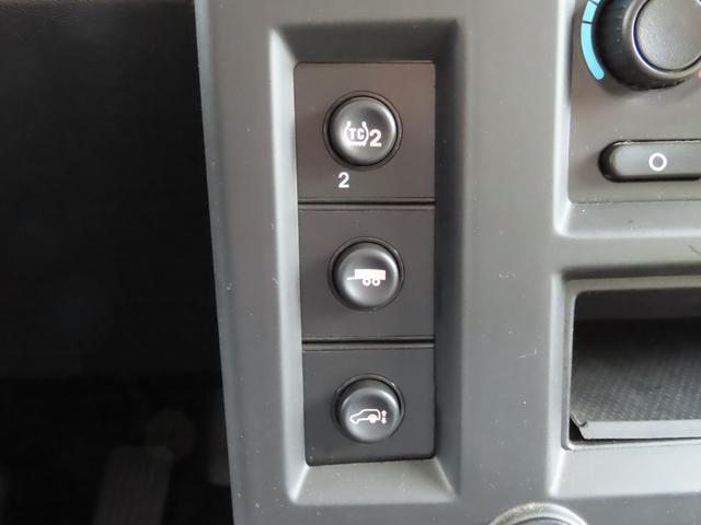 ハマーＨ２ タイプＧ　ディーラー車　左ハンドル　ＥＴＣ　バックカメラ　ドライブレコーダー　社外メモリーナビ　フルセグ　後席モニター　　Ｂｌｕｅｔｏｏｔｈ　レザーシート　電動シート　シートヒーター　社外マフラー　サンルーフ（27枚目）