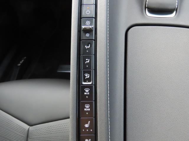 シボレーコルベット ２ＬＴ　ワンオーナー　ＥＴＣ２．０　デジタルインナーミラー　バックカメラ　レザーシート　シートヒーター　シートエアコン　Ｂｌｕｅｔｏｏｔｈ　ａｎｄｒｏｉｄａｕｔｏ　ａｐｐｌｅｃａｒｐｌａｙ　パドルシフト（13枚目）