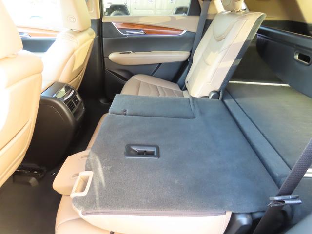 キャデラックＸＴ５クロスオーバー プラチナム　横滑り防止　障害物センサー　バックカメラ　全周囲カメラ　シートヒーター　シートエアコン　ステアリングヒーター　ＥＴＣ　Ｂｌｕｅｔｏｏｔｈ　ａｐｐｌｅｃａｒｐｌａｙ　ａｎｄｒｏｉｄａｕｔｏ　サンルーフ（22枚目）