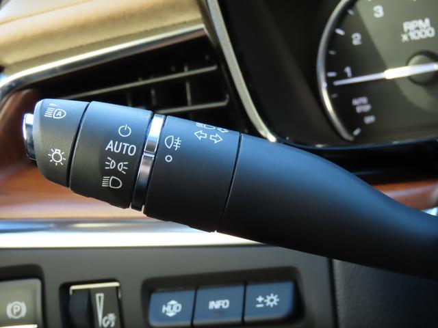 キャデラックＸＴ５クロスオーバー プラチナム　横滑り防止　障害物センサー　バックカメラ　全周囲カメラ　シートヒーター　シートエアコン　ステアリングヒーター　ＥＴＣ　Ｂｌｕｅｔｏｏｔｈ　ａｐｐｌｅｃａｒｐｌａｙ　ａｎｄｒｏｉｄａｕｔｏ　サンルーフ（30枚目）