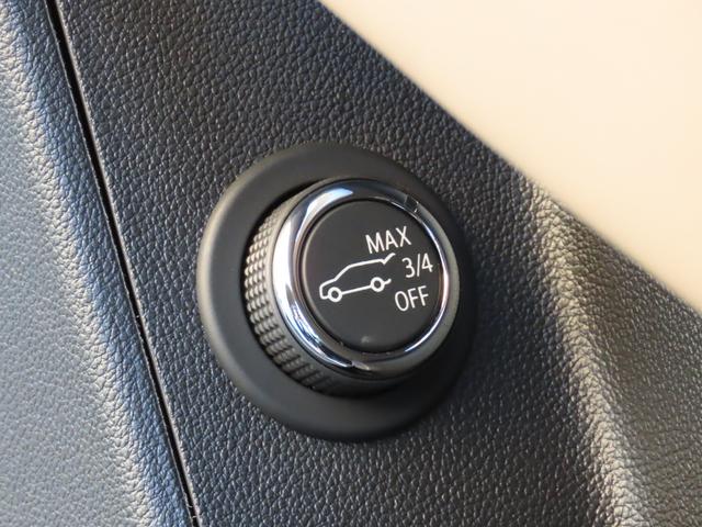 キャデラックＸＴ５クロスオーバー プラチナム　横滑り防止　障害物センサー　バックカメラ　全周囲カメラ　シートヒーター　シートエアコン　ステアリングヒーター　ＥＴＣ　Ｂｌｕｅｔｏｏｔｈ　ａｐｐｌｅｃａｒｐｌａｙ　ａｎｄｒｏｉｄａｕｔｏ　サンルーフ（41枚目）