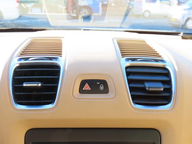 ケイマン Ｓ　アイドリングストップ　バックカメラ　ＥＴＣ　前後ドライブレコーダー　横滑り防止　シートヒーター　ハーフレザーシート　パドルシフト　フルセグ　Ｂｌｕｅｔｏｏｔｈ　オートライト（11枚目）