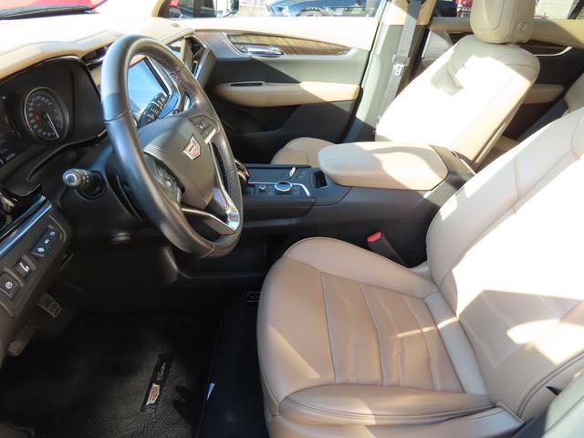 キャデラックXT6 プラチナム アイドリングストップ バックカメラ シートヒーター シートエアコン ステアリングヒーター ETC ドラレコ レザーシート 3列シート サンルーフ applecarplay androidauto(5枚目)