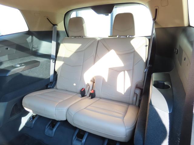 キャデラックXT6 プラチナム アイドリングストップ バックカメラ シートヒーター シートエアコン ステアリングヒーター ETC ドラレコ レザーシート 3列シート サンルーフ applecarplay androidauto(8枚目)