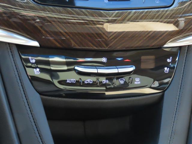 キャデラックXT6 プラチナム アイドリングストップ バックカメラ シートヒーター シートエアコン ステアリングヒーター ETC ドラレコ レザーシート 3列シート サンルーフ applecarplay androidauto(15枚目)