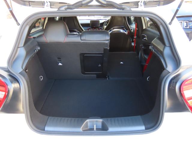 Aクラス A45 4マチック エディション1 専用エアロパーツ AMGスポーツストライプ専用デカール AMGパフォーマンスシート ETC2.0 バックカメラ 電動シート Bluetooth CD DVD シートヒーター 横滑り防止 パドルシフト(22枚目)