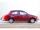 輸入車ディーラーとして長年の経験と実績に基づいた厳格な自社基準による仕入れ、さらに第三者機関を介した客観的な車両状態の鑑定。 私たちの商品は、それらの厳しい品質チェックを経て初めて店頭に並びます。