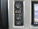 タイプＧ　ディーラー車　バックカメラ　ＥＴＣ　レザーシート　社外メモリーナビ　Ｂｌｕｅｔｏｏｔｈ　フルセグ　シートヒーター　電動シート　１７インチＡＷ　ＢＯＳＥスピーカー　サンルーフ　オートライト　３列シート（21枚目）