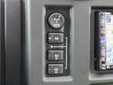 タイプＧ　三井物産ディーラー車　サンルーフ　レザーシート　３列シート　シートヒーター　電動シート　サイドステップ　ＥＴＣ　バックカメラ　オートライト　ＭＫＷクローム２０インチＡＷ　オートエアコン　ナビ　地デジ（29枚目）