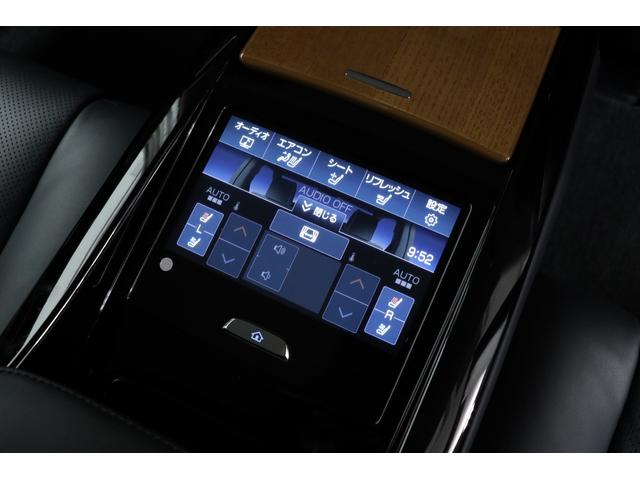 センチュリー ベースグレード　黒革　リアエンタメ　リア電動カーテン　ベンチレーター　シートヒーター　格納テーブル　ブラウンウッドトリム　純正１８インチアルミ　エアサス　ＬＥＤヘッドライト　純正ＳＤナビ　バックカメラ　地デジ　ＥＴＣ（40枚目）