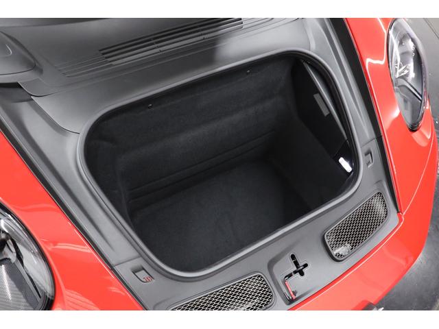 ９１１ ９１１ＧＴ３　ＰＤＫ　１オーナー　ＰＣＣＢ　インテリアＰＫＧ　フロントリフト　ＰＤＬＳティンデットＬＥＤヘッドライト　クロノＰＫＧ　カーボンインテリアＰＫＧ【新車保証Ｒ８年２月迄】（30枚目）