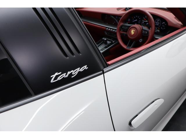 ９１１タルガ４Ｓ　Ｔａｒｇａ４Ｓ　クレヨン　スポーツクロノＰＫＧ　スポーツエグゾースト　レザーインテリア　シートヒーター　ＧＴスポーツステアリング　スポーツシート＋　パワーステアリング＋　ＰＤＬＳ　ＢＯＳＥ(54枚目)