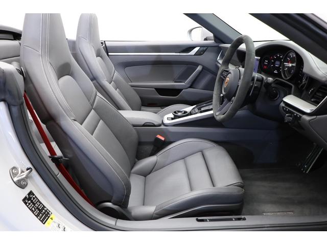 ９１１ ９１１カレラ　カブリオレ　有償色　グレー革　純正２０／２１インチアルミ　スポーツクロノ　マトリクスＬＥＤ　メモリー電動シート　ベンチレーター　シートヒーター　パドルシフト　パワステ＋　ＡＣＣ　ＰＣＭナビ　全周囲カメラ　ＥＴＣ（3枚目）