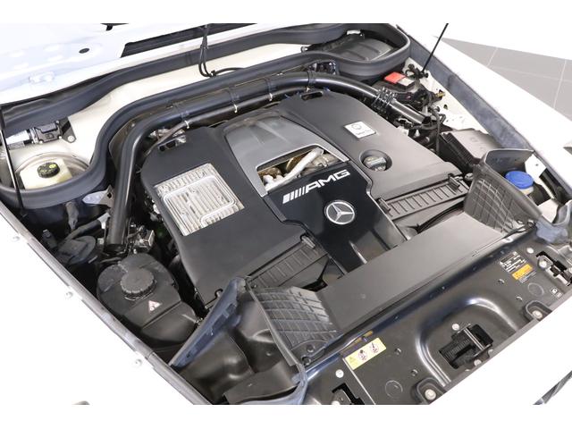 Ｇクラス Ｇ６３　有償色　黒×グレー革　マヌファクトゥーアプログラム＋　純正２１インチアルミ　サンルーフ　ＬＥＤヘッドライト　ダイヤモンドステッチ　マッサージ機能　ベンチレーター　前後シートヒーター　ブルメスター（6枚目）