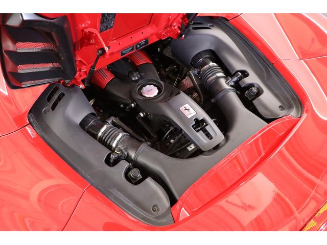 488スパイダー ベースグレード 左H 1オーナー 黒革 純正20インチアルミ フロントリフト レッドキャルパー キセノン カーボンステアリング/センターブリッジ/ドアパネル 七宝焼 純正HDDナビ バックカメラ 前後パークセンサー(5枚目)