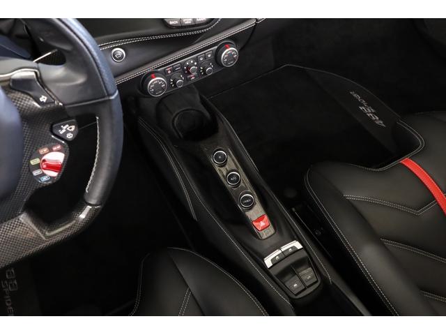488スパイダー ベースグレード 左H 1オーナー 黒革 純正20インチアルミ フロントリフト レッドキャルパー キセノン カーボンステアリング/センターブリッジ/ドアパネル 七宝焼 純正HDDナビ バックカメラ 前後パークセンサー(30枚目)