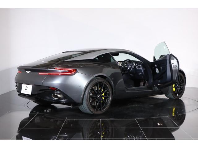 DB11 ローンチエディション ダークナイトレザー 純正20インチアルミ イエローキャリパー LEDヘッドライト ネクサスキルティング ベンチレーター シートヒーター タッチパッド B&O 純正HDDナビ 全周囲カメラ ETC(47枚目)