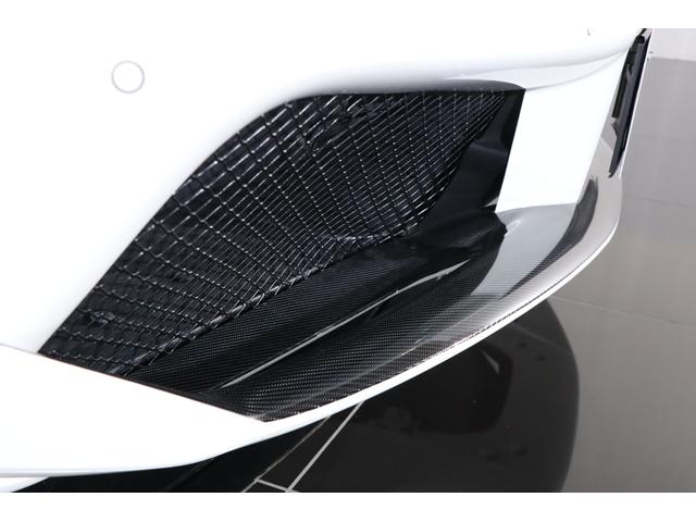 ４８８スパイダー ベースグレード　左Ｈ　赤革　２０インチ鍛造アルミ　フロントリフト　イエローキャリパー　スポーツエキゾースト　キセノン　カーボンドライバーゾーン　デイトナフル電動シート　ＪＢＬ　純正ＨＤＤナビ　バックカメラ　ＥＴＣ（11枚目）